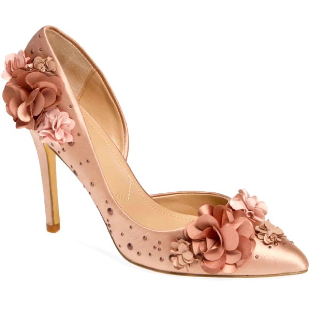 Pointy-toe satin flowers and raindrop crystals embellished shoes.